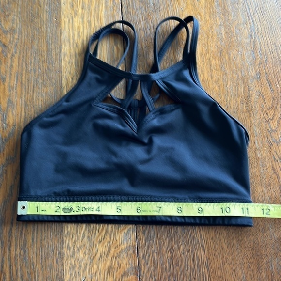 Victoria Secret Sport Bra size xs black straps cross in back - Picture 9 of 15